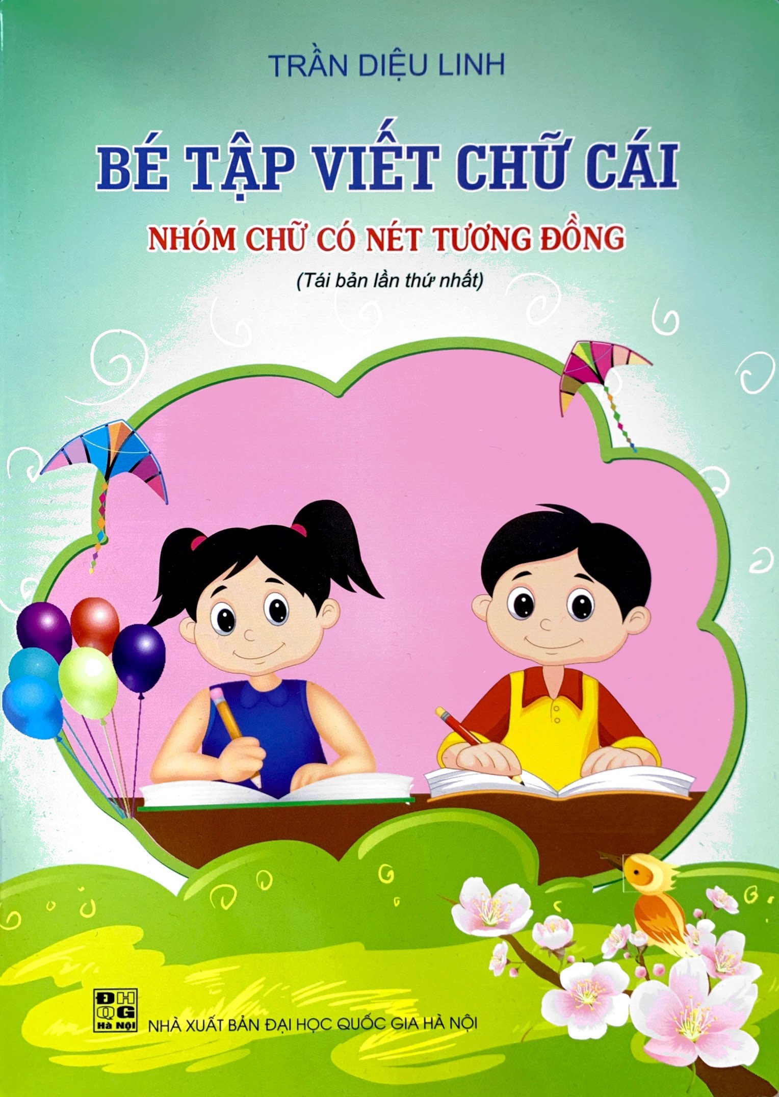 bé tập viết chữ cái - Ảnh 2