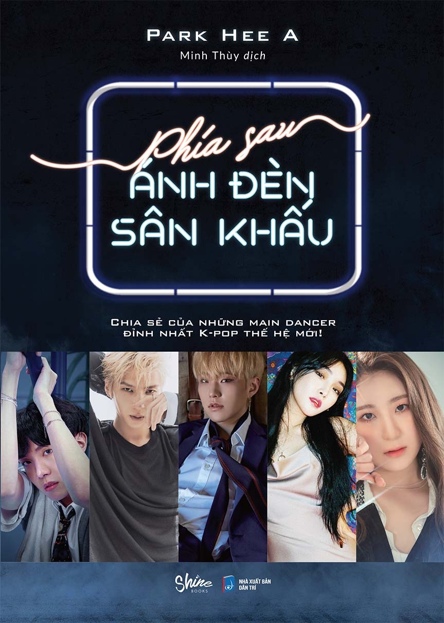 phía sau ánh đèn sân khấu - Ảnh 2